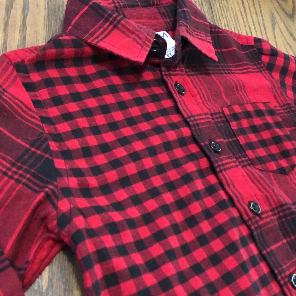 Button down shirt - Picture 3 of 4